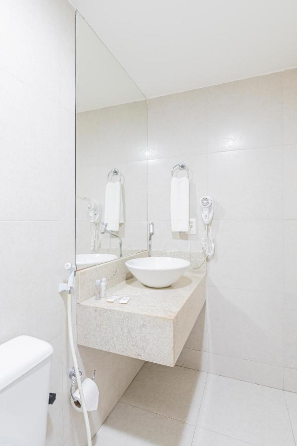 Standard Single Room,989710468:JPEG