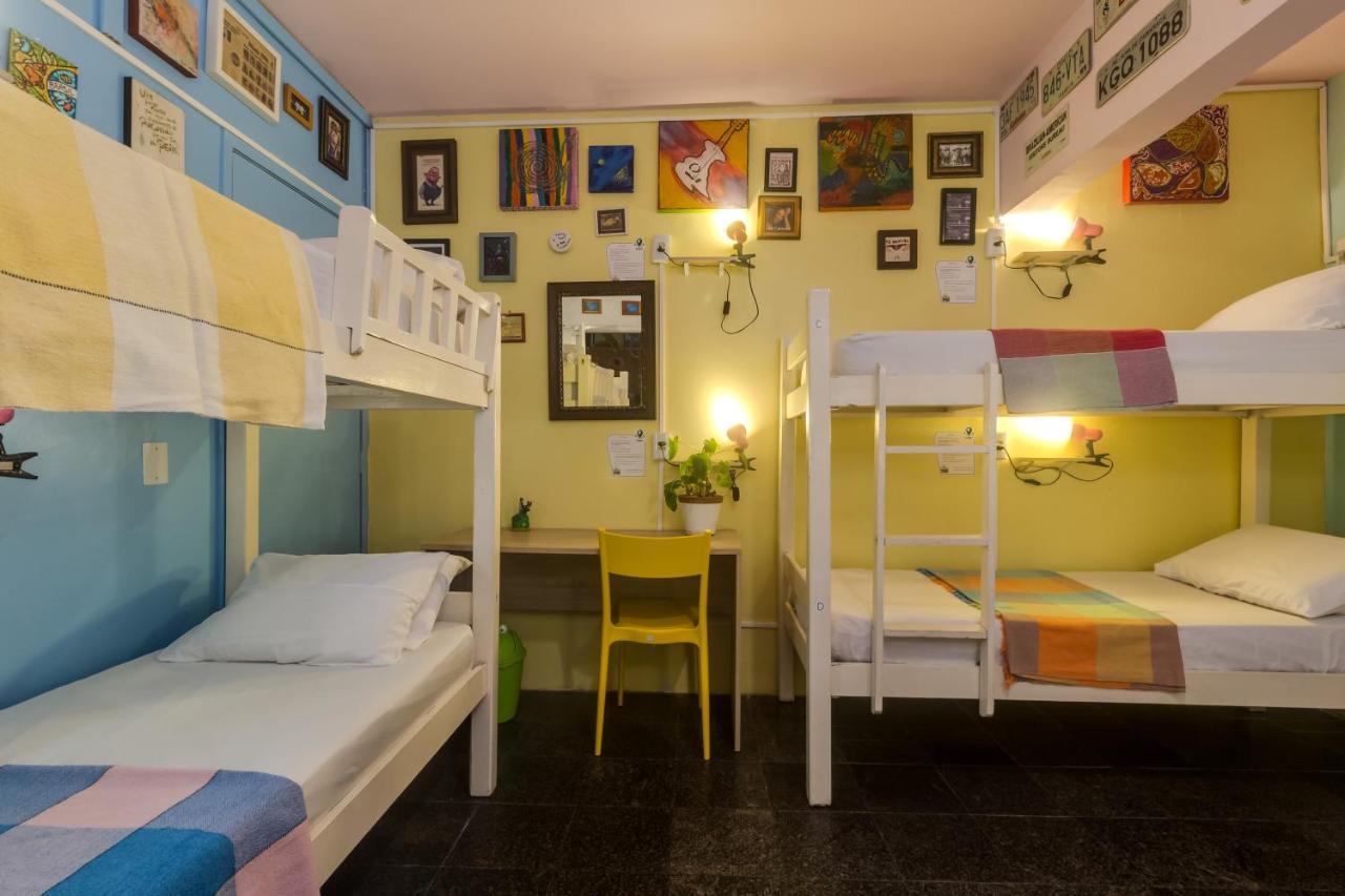 Cama em Dormitório Misto com 6 Camas