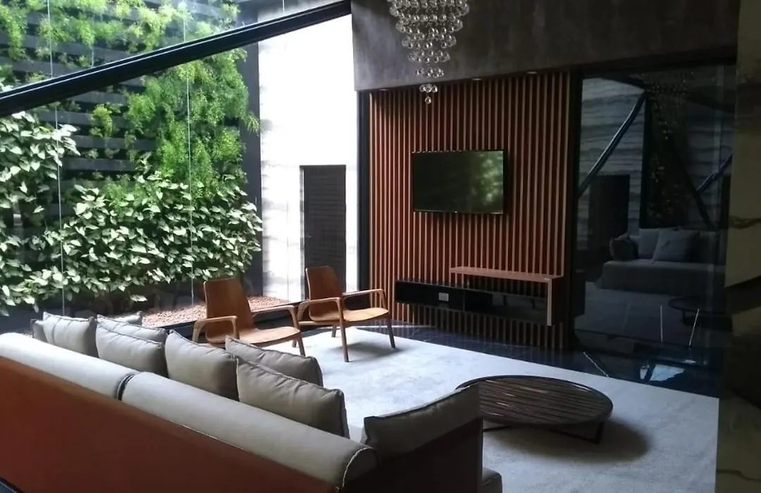 Apartamento De Luxo No Coracao Da Ponta Verde-1