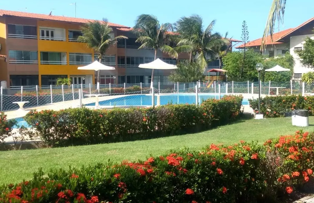 Ap por temporada com 2 quartos e uma suíte , excelente área de lazer, Praia do Futuro, condomínio Cartier-Fortaleza-1