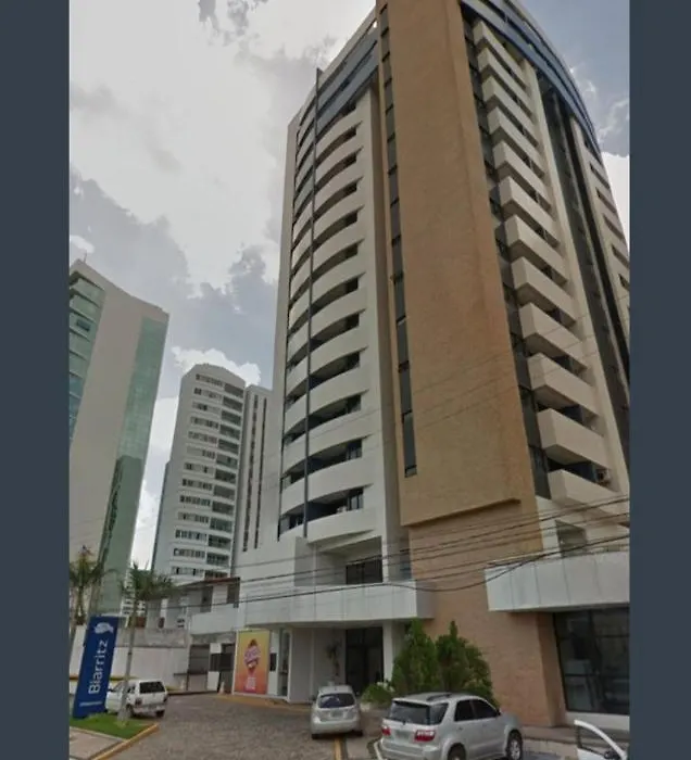 Flat Biarritz Ao Lado da Litorânea l Ferreira Hospedagens-1