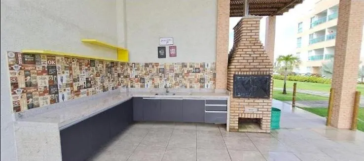 Muro Alto Condomínio Clube Apt 316-1