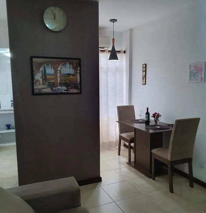 Apartamento Itaigara-1