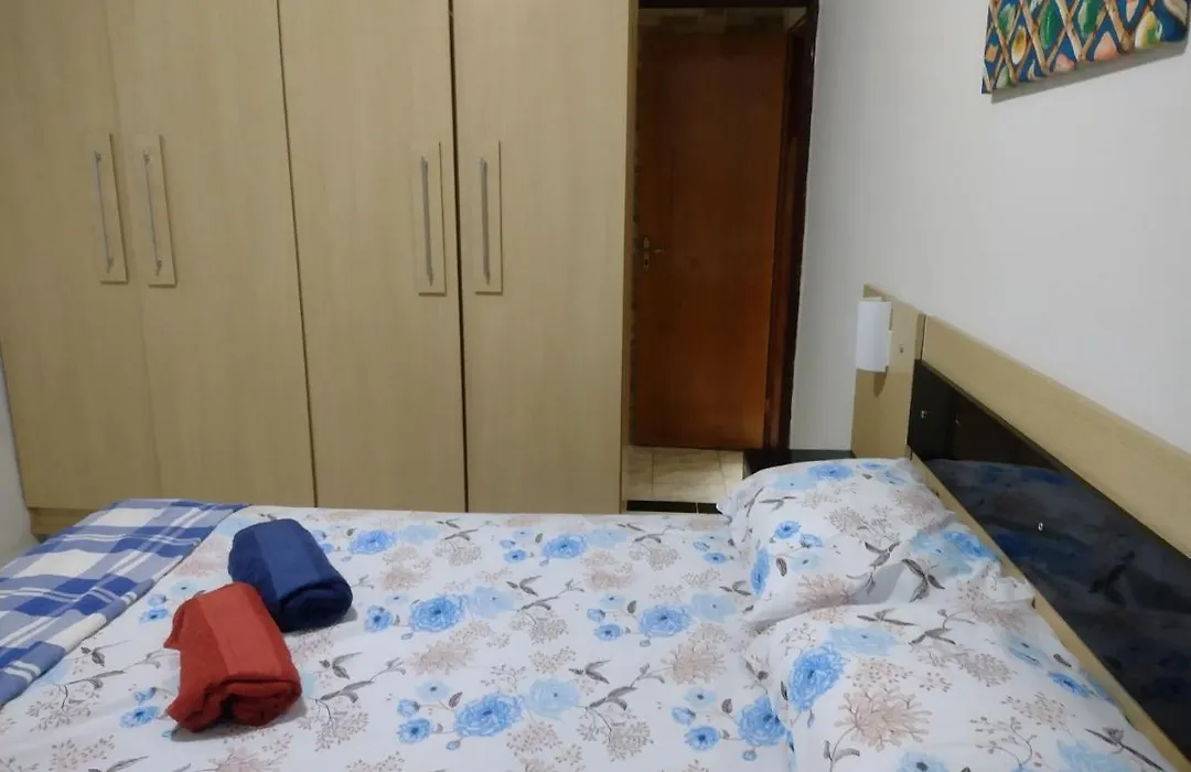 Casa Com Piscina Confortavel E Perto De Tudo-1