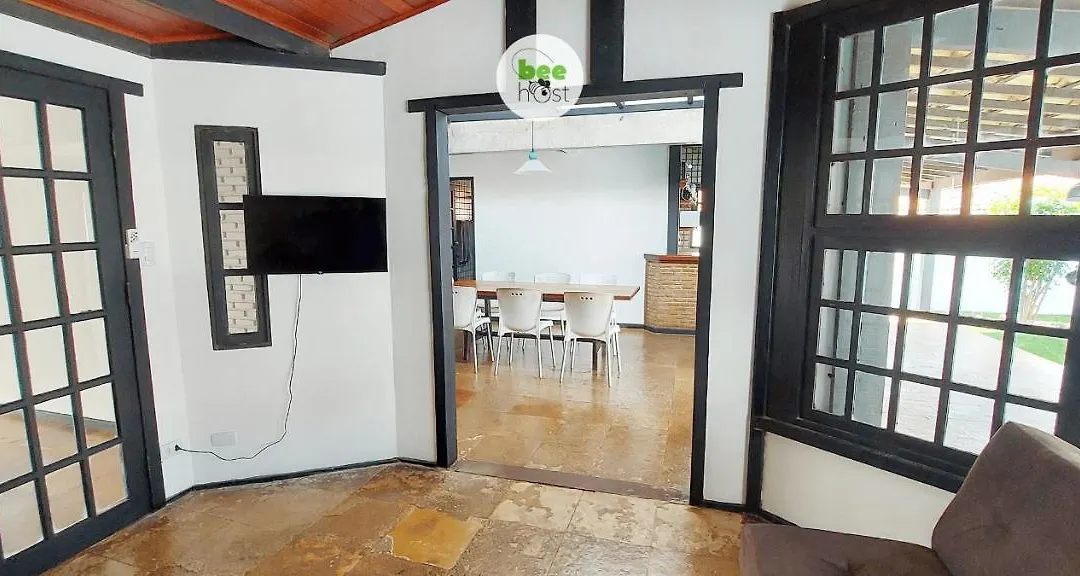 COSTE0101 - Casa com piscina em Stella Maris-1