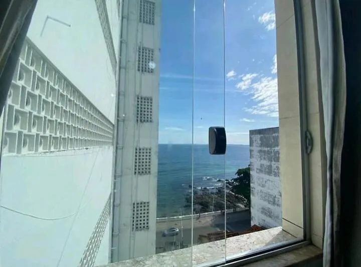 1/4, Sala, Farol Da Barra.-1