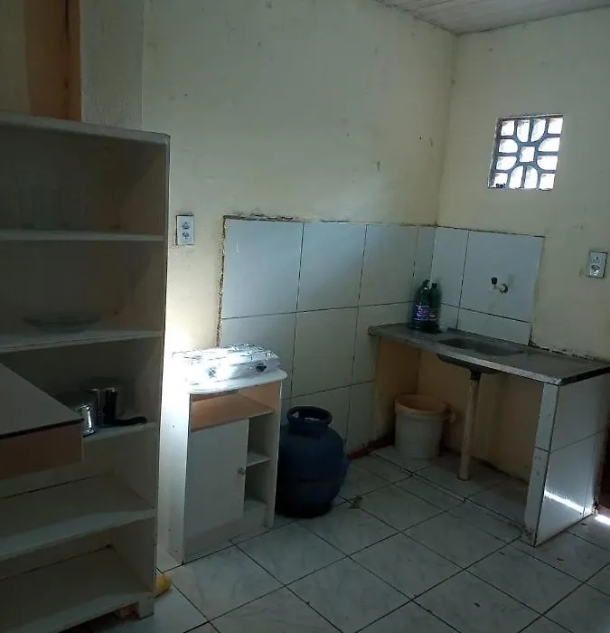 Casa Grande E Bem Localizada-1