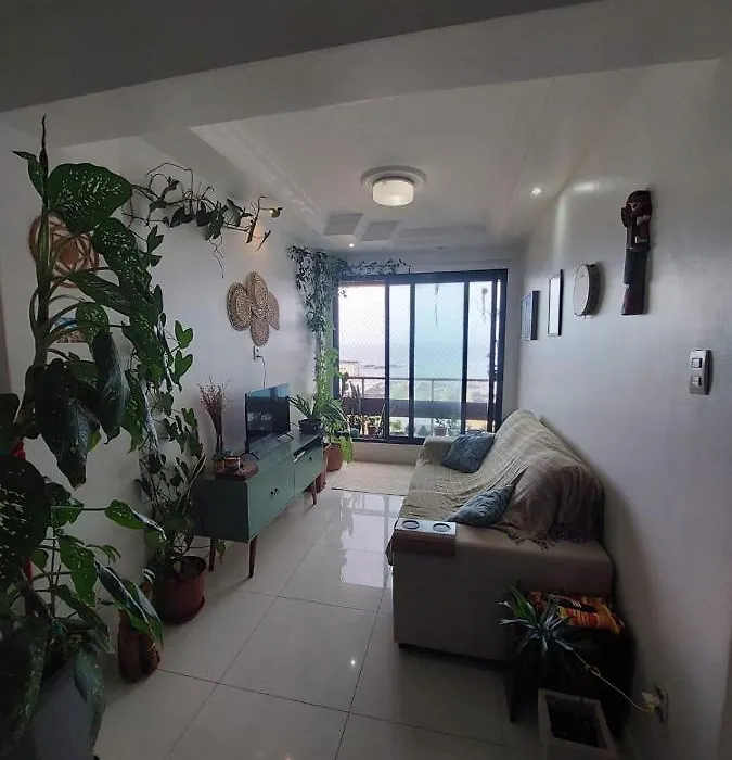 Suite Em Apartamento Compartilhado, Com Vista Para O Mar-1
