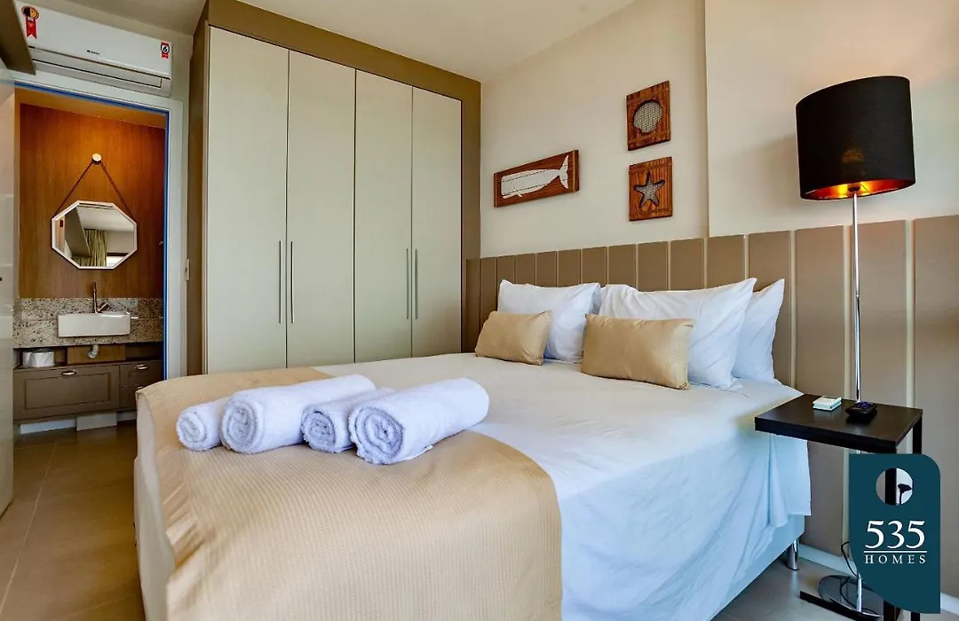 Quarto E Sala Com Vista Mar E Comodidades Modernas-1