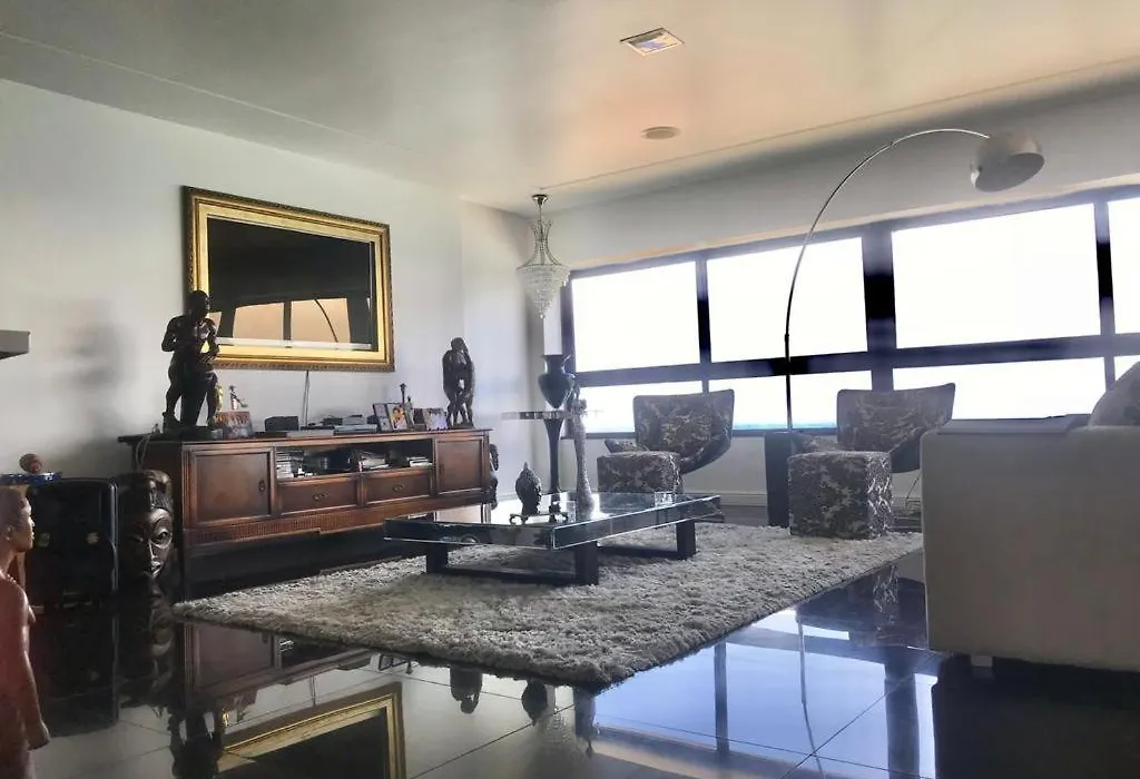 Belo Apartamento Em Ondina-1