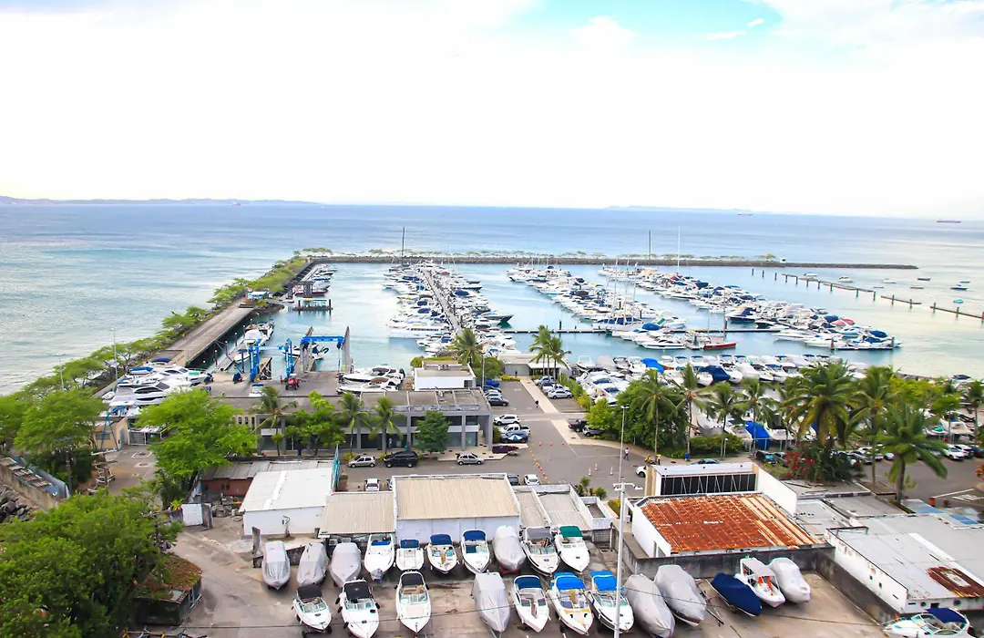 Cloc Marina Vista Mar P/ A Baia De Todos Os Santos-1
