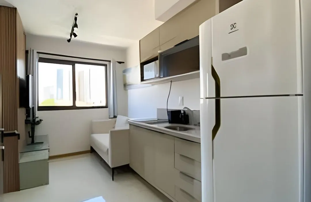 Apt Quarto E Sala - Melhor Localizacao De Salvador-1