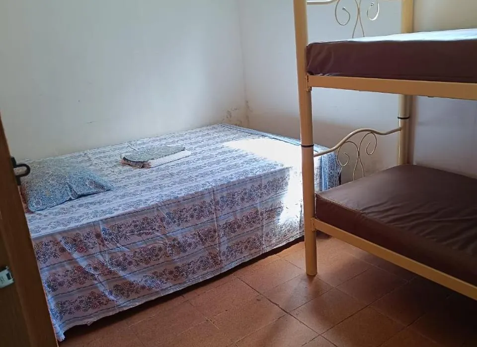 Quarto Casal próximo Pelourinho-1