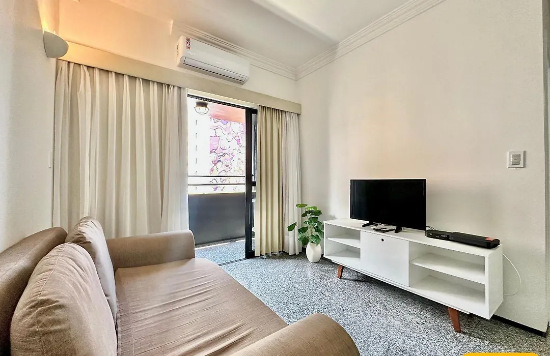 Flat No Saint Martin-1