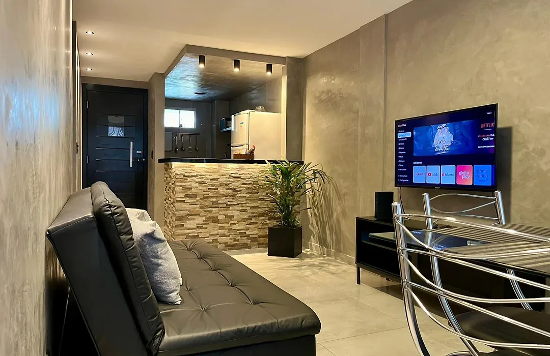 Apto Economico 2 Quartos Em Praia-1