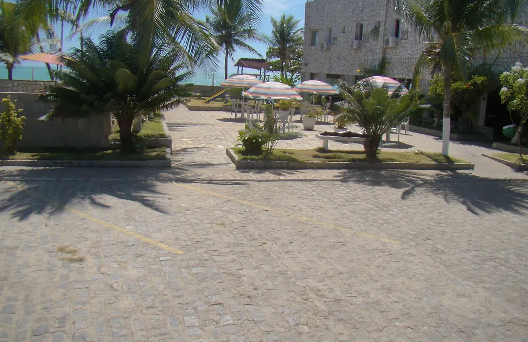 Beach Hotel Jacuma-1