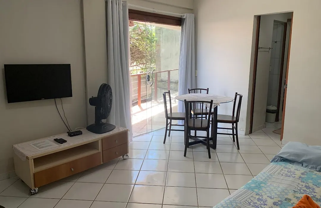 Apto em Condomínio Brisas do Amor-1