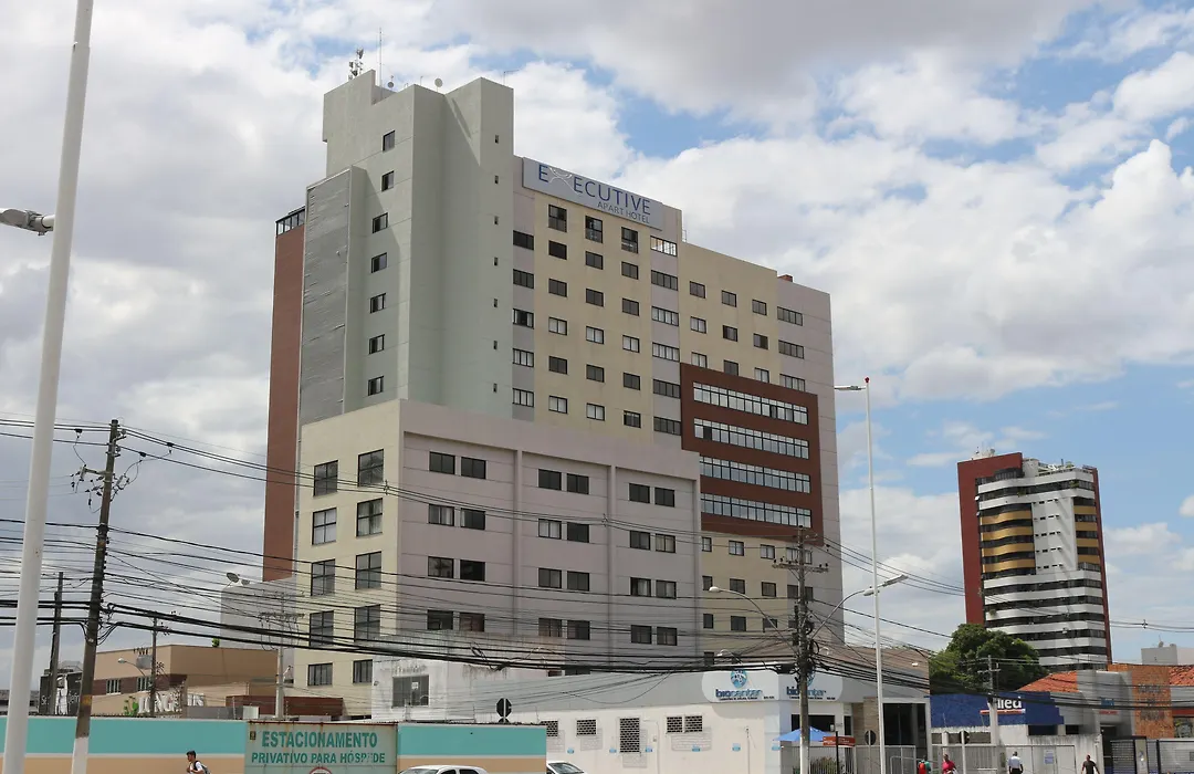 Executive Hotel-1