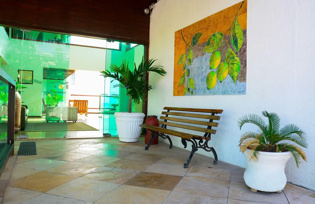 Araca Praia Flat-1