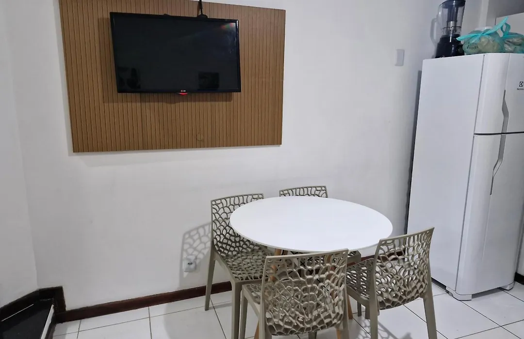 Flat No Farol Da Barra 129-1