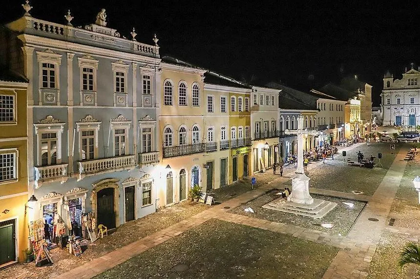 Quarto Bem Proximo Ao Pelourinho-1