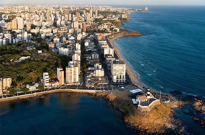 Flat Luxo Bem Localizado No Bairro Da Barra Salvador-1