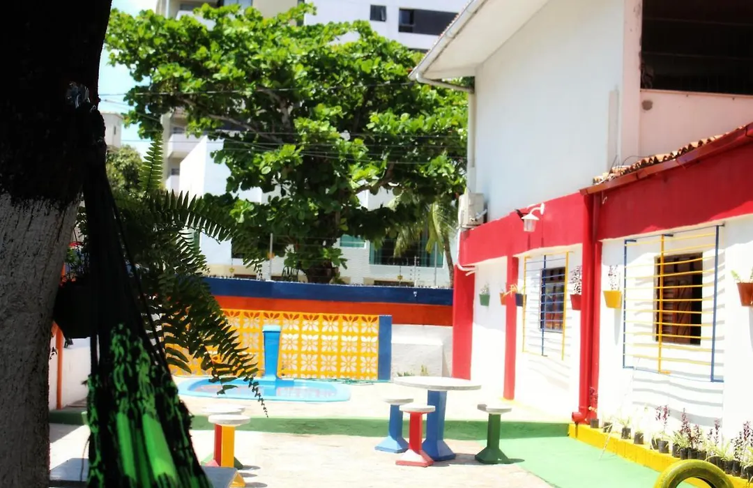 Pousada E Hostel Sol E Mar-1