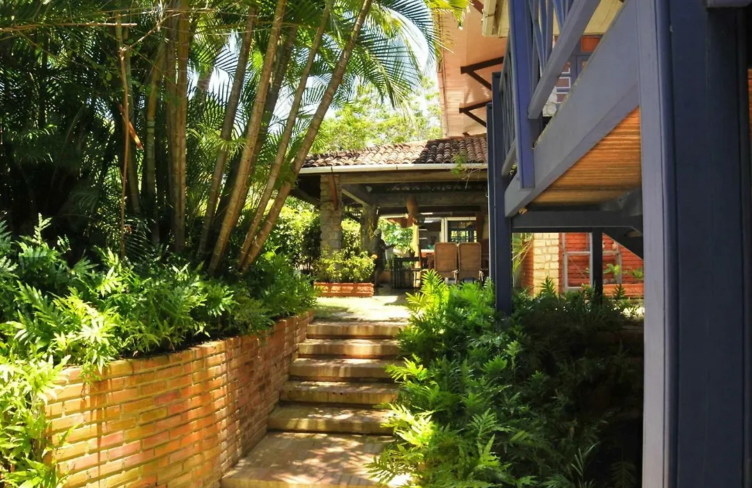 Pousada Casa Caiada-1