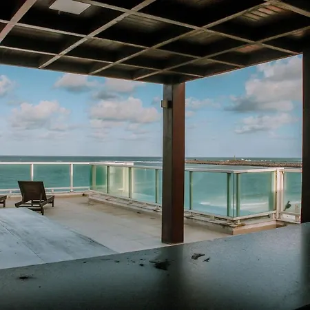 Casa Beira Mar Na Praia Da Redinha By Qavi-2