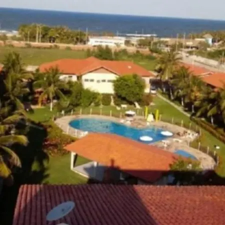 Ap por temporada com 2 quartos e uma suíte , excelente área de lazer, Praia do Futuro, condomínio Cartier-Fortaleza-3