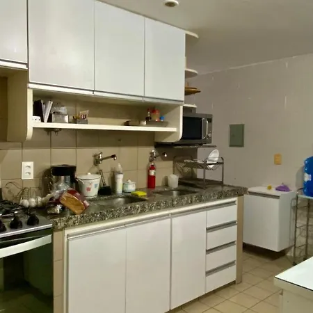 Apartamento vista mar, 2 Suítes, WC Social,2 vagas-3