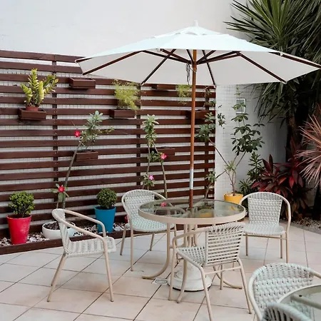 Apartamento Em Frente Ao Shopping Itaigara - Salvador-2