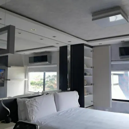 Flat Apartamento ALTÍSSIMO NÍVEL Último Andar-2