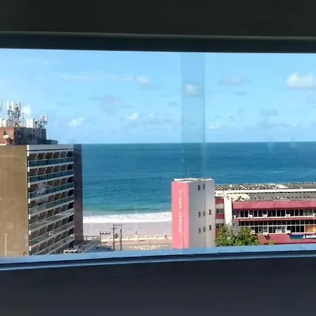 Belissimo Apto Vista Mar Espetacular Na Barra - 100 Metros Da Praia!-2