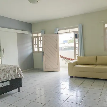Casa Com Piscina E Churrasqueira-2