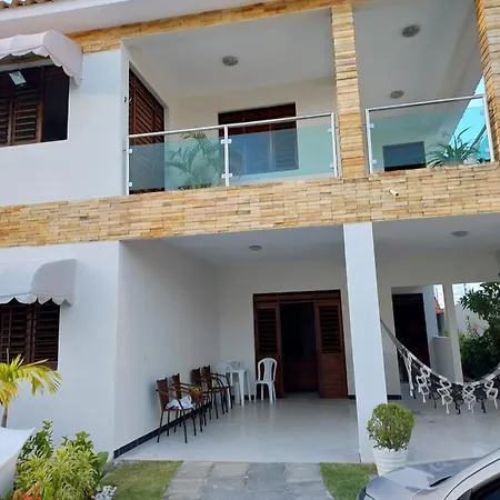 Casa Mobiliada, Arejada E Confortavel Para Alugar Na Praia De Ponta De Campina-3