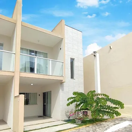 Casa confortável à 568m da praia de Ponta Negra-2