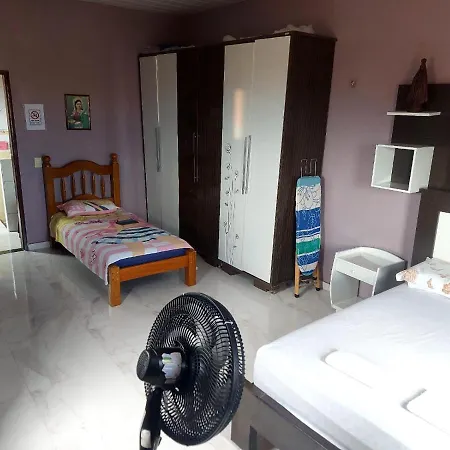Casa Inteira Em Fortaleza Com 02 Quartos Sendo 01 Suite - Praia Do Futuro-3