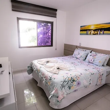Pituba 3Q - 1Ste, Silencioso, Lindo, Luxo, Reformado, Perto Do Hospital Da Bahia - Ed Milena-2