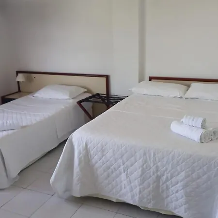 Quarto 215 do Manos Royal Hotel - propriedade privada-3