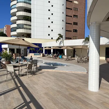 Particular Iate Plaza-3
