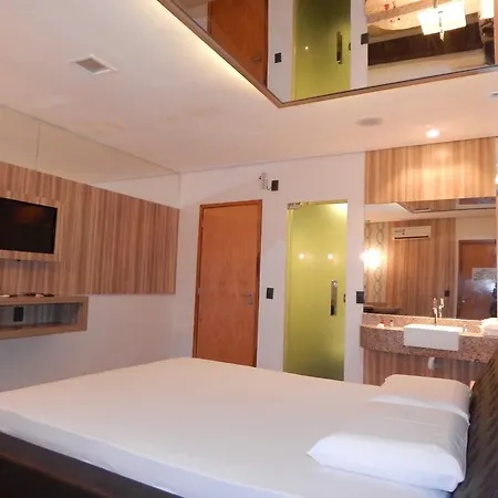 Matisse Comfort Suites (Adults Only)-2