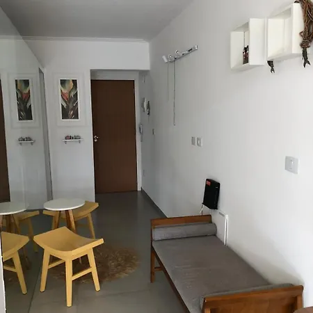 Apartamento Perto Praia-3