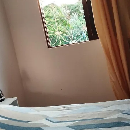 Quarto Inteiro Com Banheiro Privativo-3