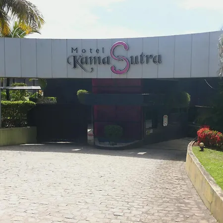 Motel Kamasutra-2