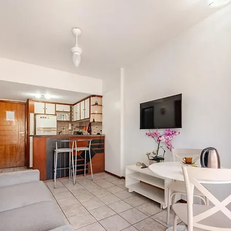 Apartamento Barra Tropical Residence-2