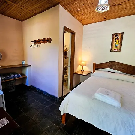 Pousada e Hostel Pé no Mato-2