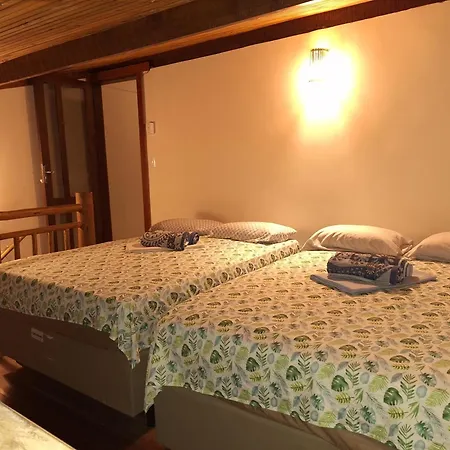 Casa 2/4 Melhor Localizacao De Praia Do Forte!!!!-2