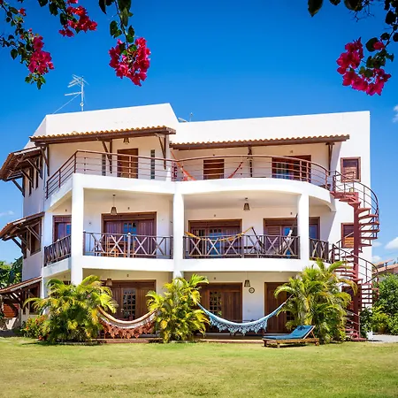 Hotel e Pousada Cumbuco Guesthouse-3