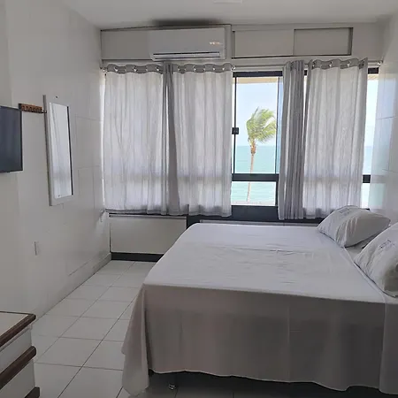 Apartamento Farol Barra Flat-3